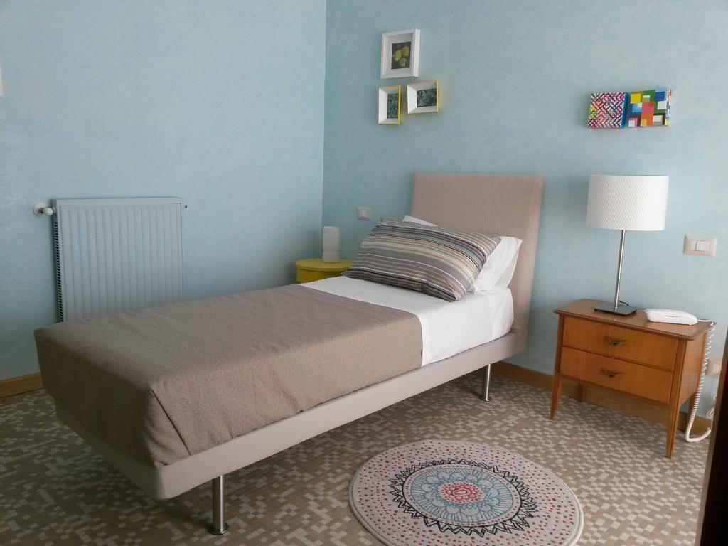 メッシーナ Garibaldi R&B Bed & Breakfast 部屋 写真