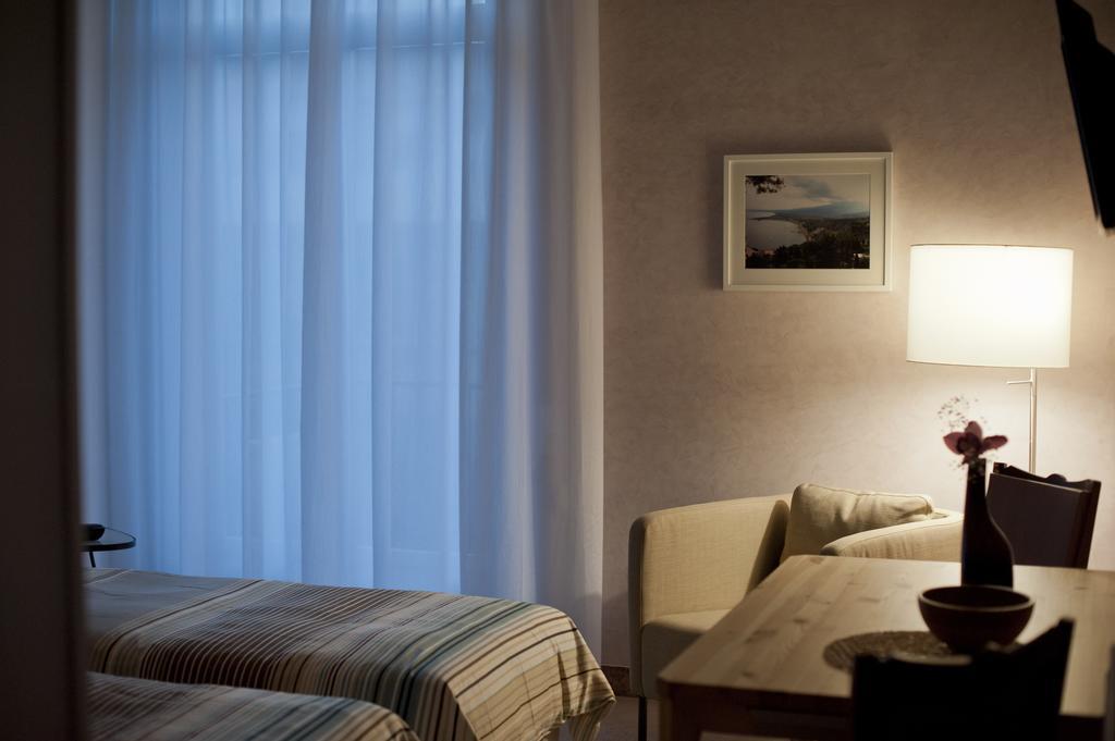 メッシーナ Garibaldi R&B Bed & Breakfast 部屋 写真